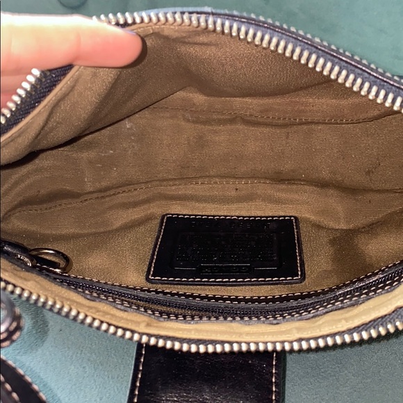 COACH SHOULDER BAG - Picture 7 of 9